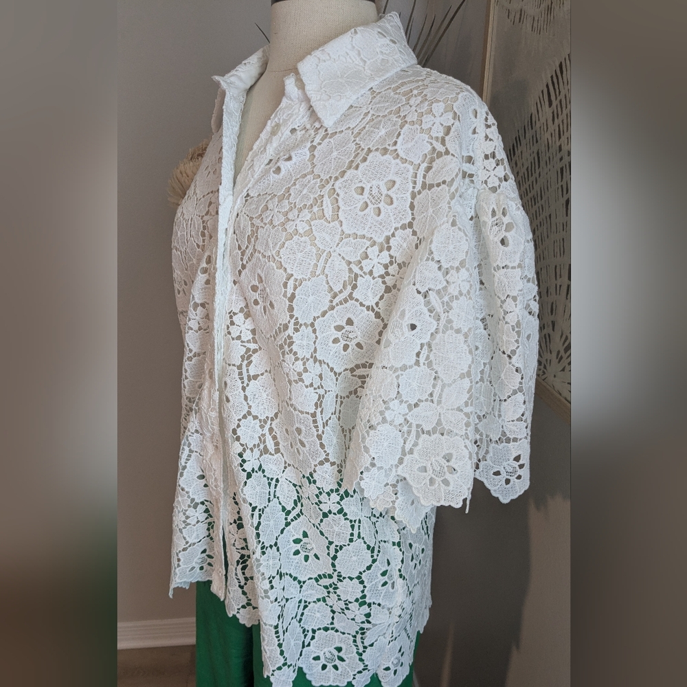 Anthropologie Cutout Lace Short-Sleeve Buttondown Shirt
